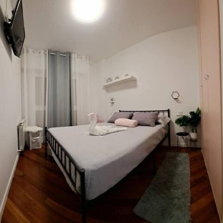 Habitacion Con Salida Directa A Terraza Chill Out Bilbao Bagian luar foto